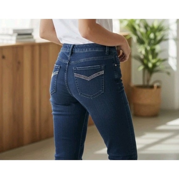 Chico's Jeans Slimming Girlfriend Ankle Beaded Design Stretch Size 4 30x28 - Picture 2 of 10